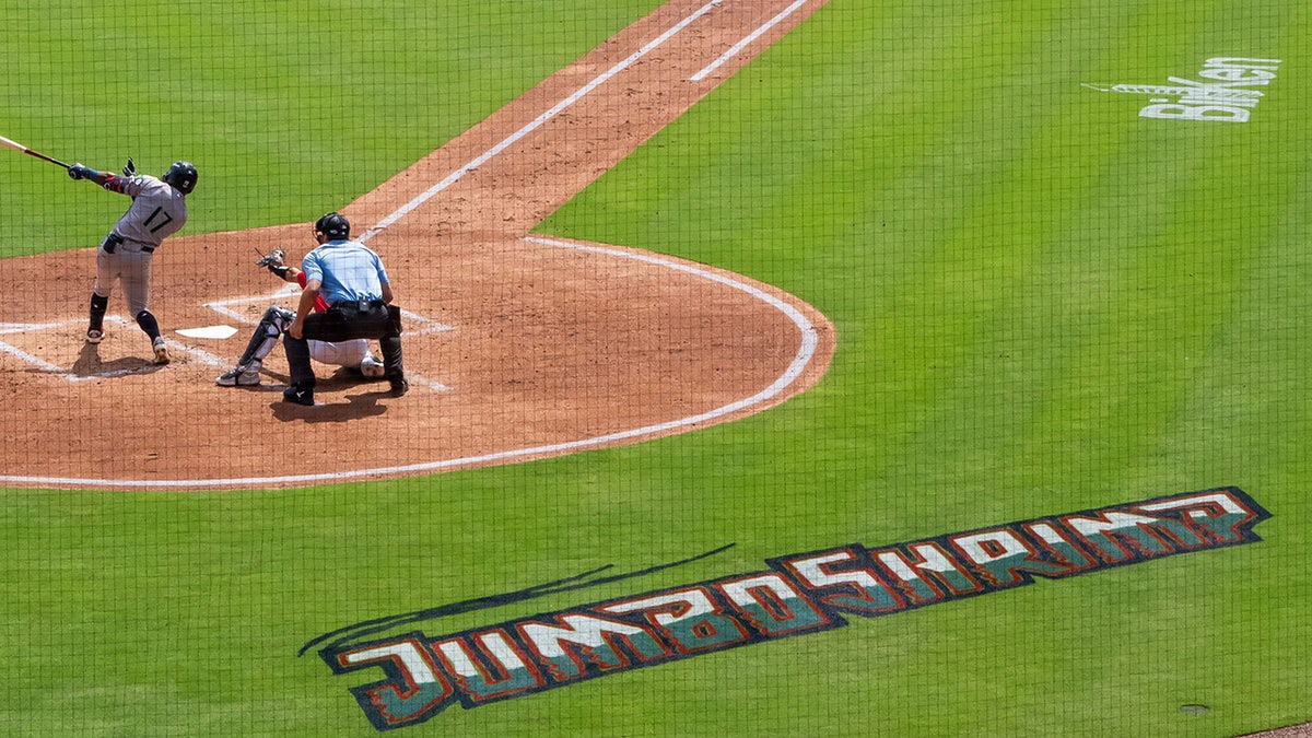 Jumbo Shrimp loho