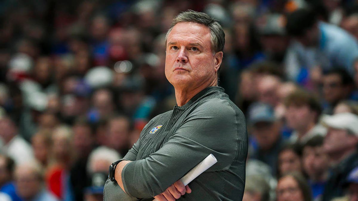 Kansas coach Bill Self reacts