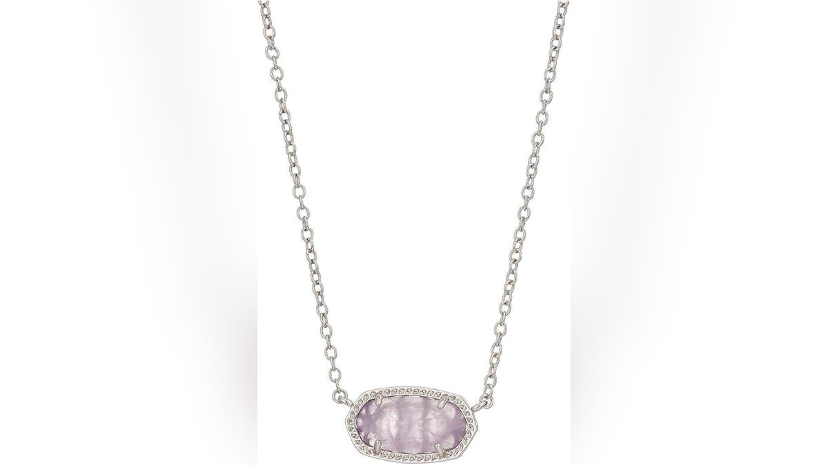 This Kendra Scott comes in a variety of stone types and colors.