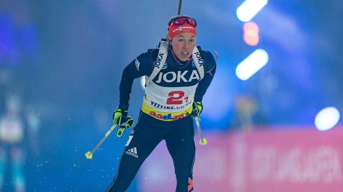 Laura Dahlmeier competing