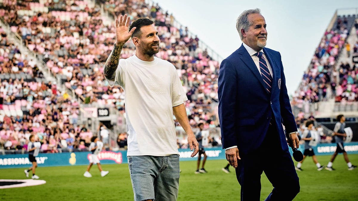 Messi and the owner
