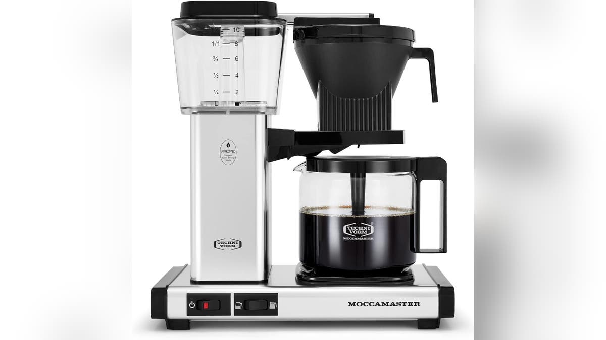 Make a perfect cup of coffee with each brew.
