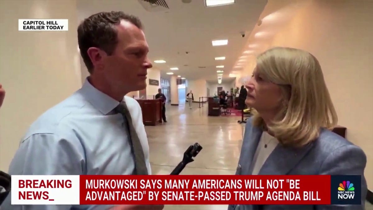 Murkowski stares down NBC reporter Nobles