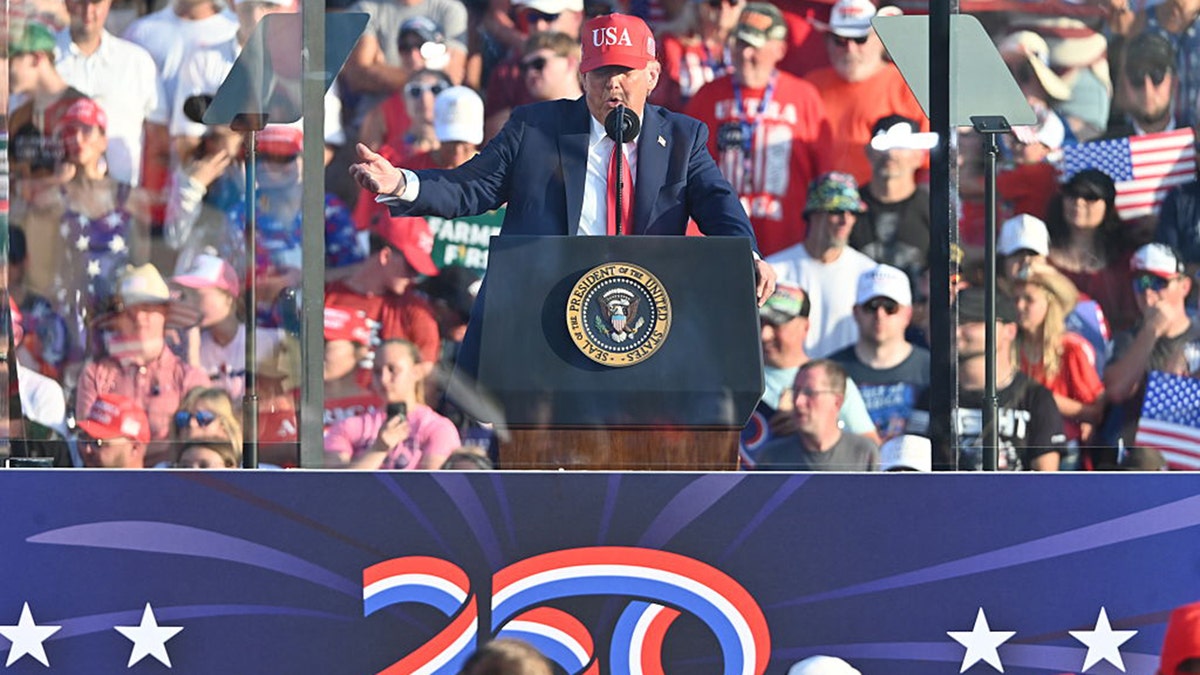 trump in owa 
