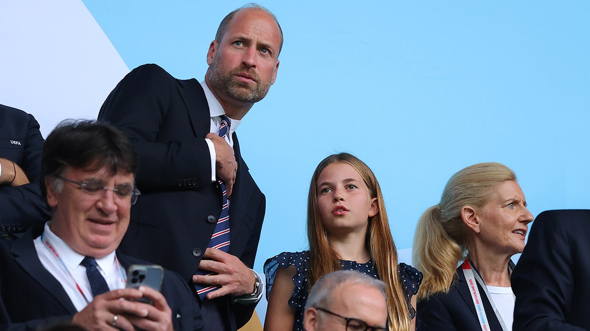 Princesa Charlotte y Príncipe William en la Final de la Eurocopa de Eurocopa de la UEFA