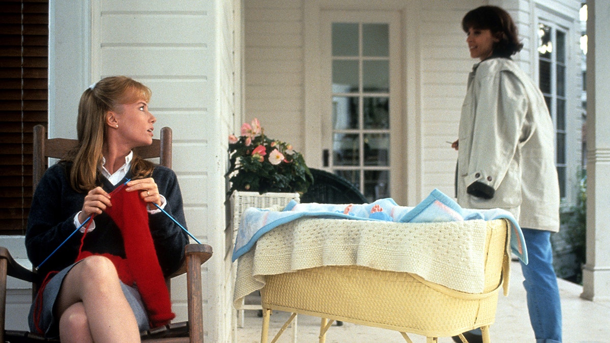 Rebecca De Mornay And Annabella Sciorra In 'The Hand That Rocks the Cradle'