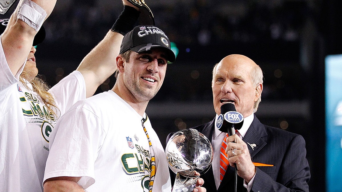 Aaron Rodgers and Terry Bradshaw