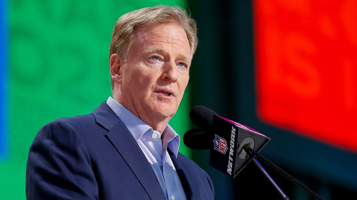 Roger Goodel at the NFL Draft