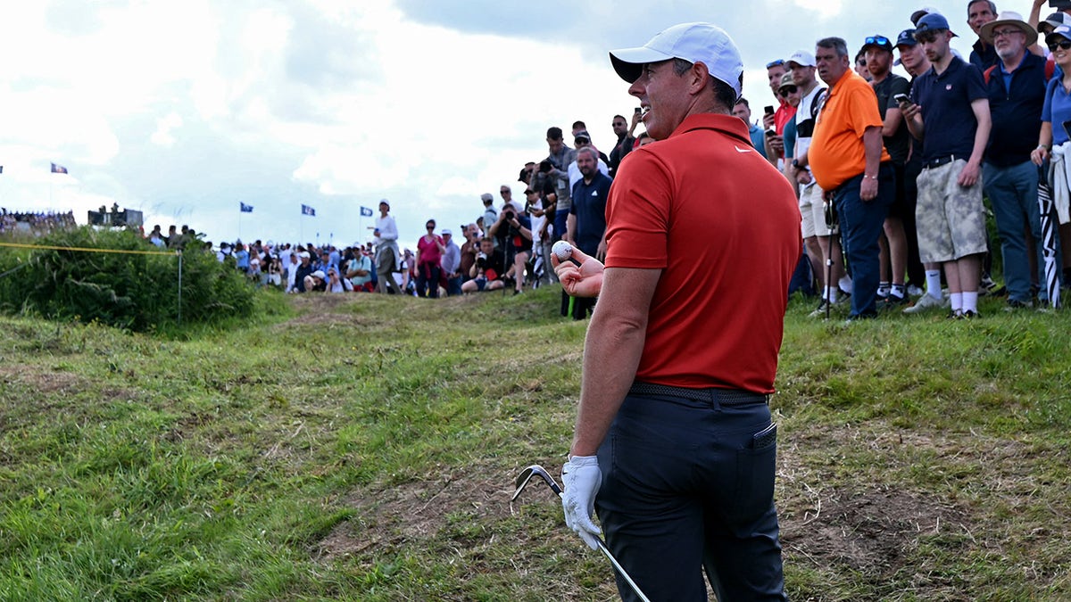 Rory McIlroy reacts