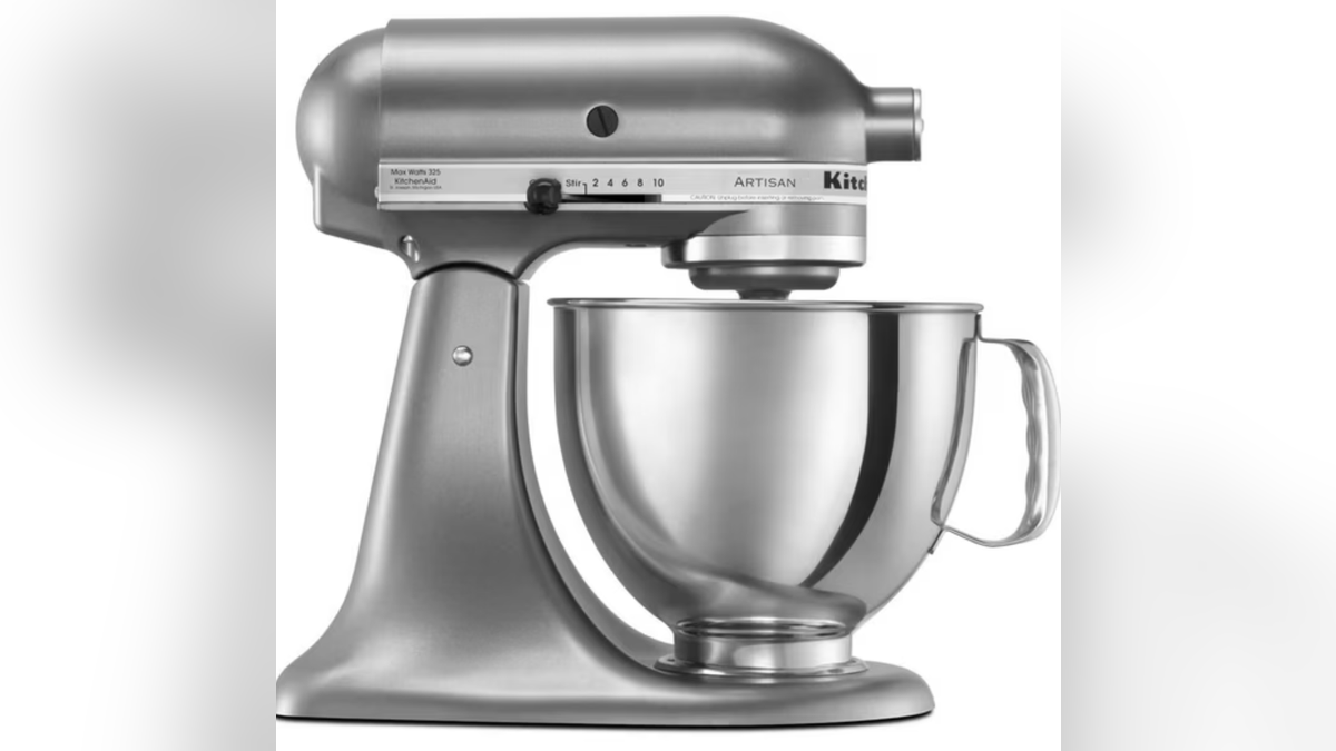 Elevate your baking pinch this KitchenAid guidelines mixer.