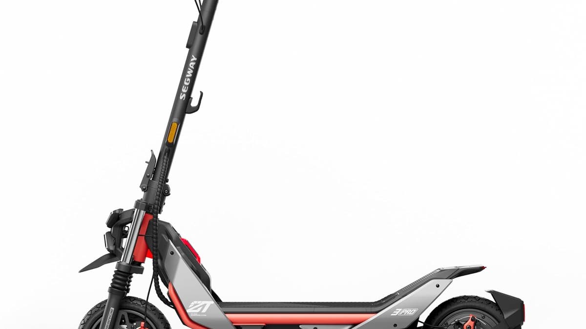 Esta motocicleta viene con un motor lo suficientemente potente como para obtener las colinas.