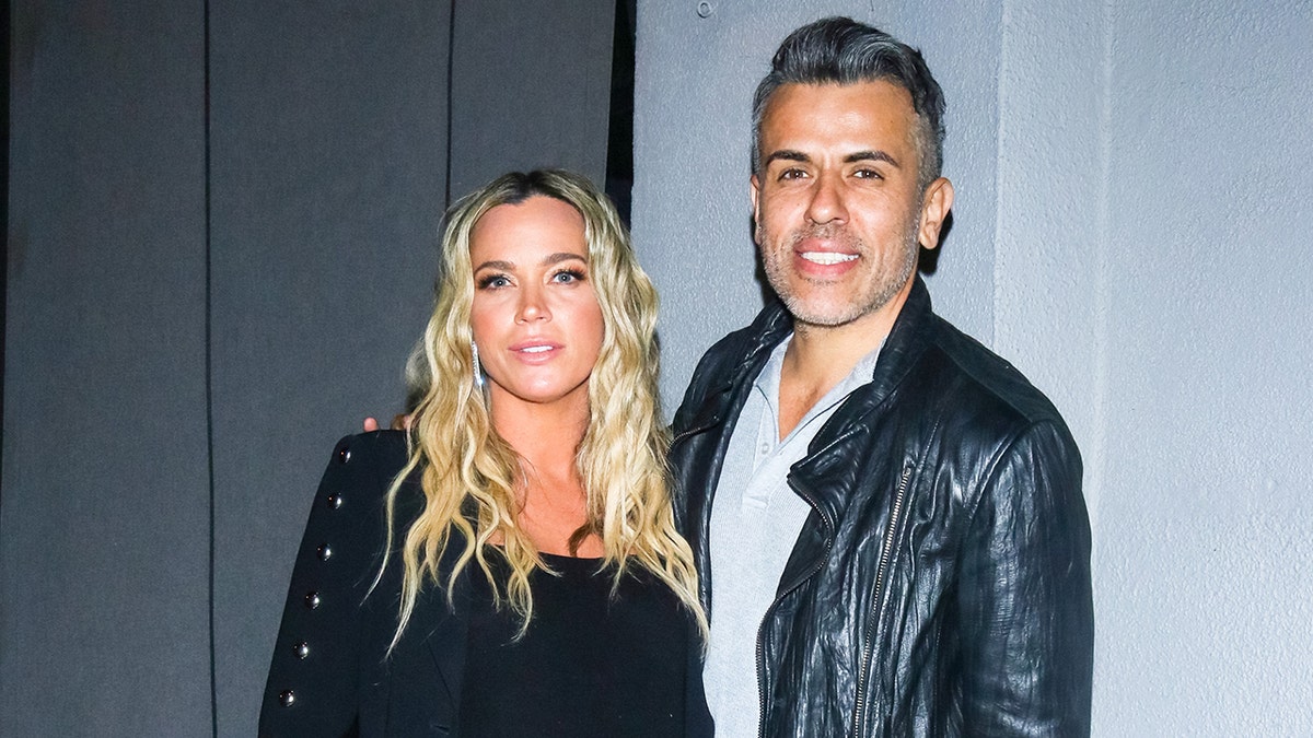 Teddi Mellencamp和Edwin Arroyave於2020年在洛杉磯發現。