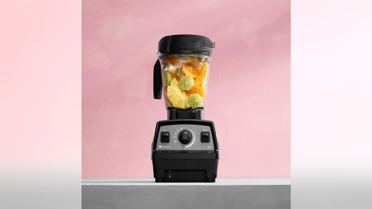 Discover the powerful blending power with this Vitamix.