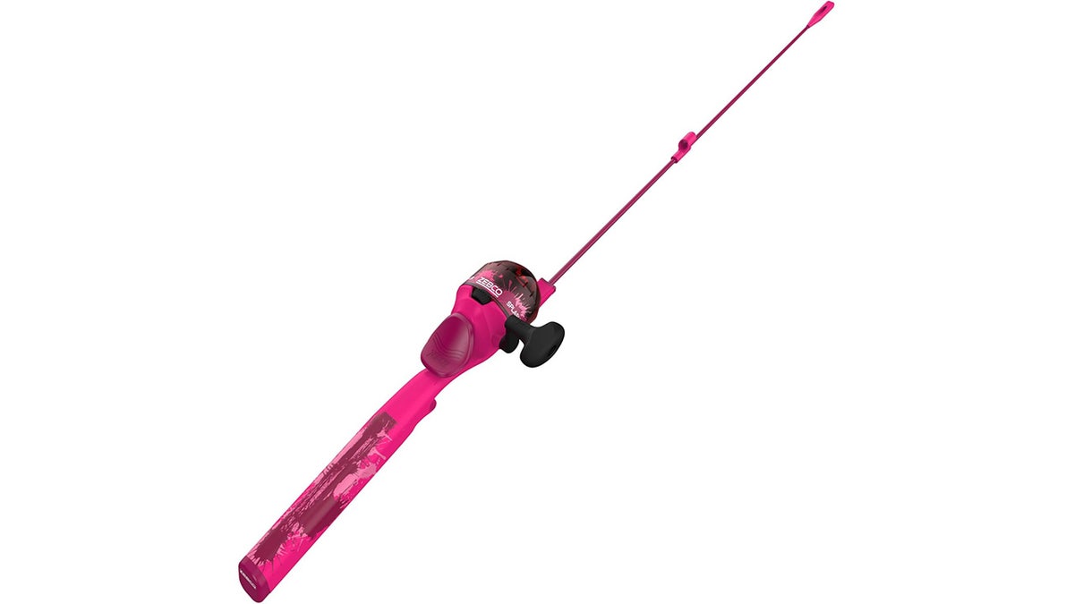 Designed specifically for kids, the reel won’t tangle or reverse. 