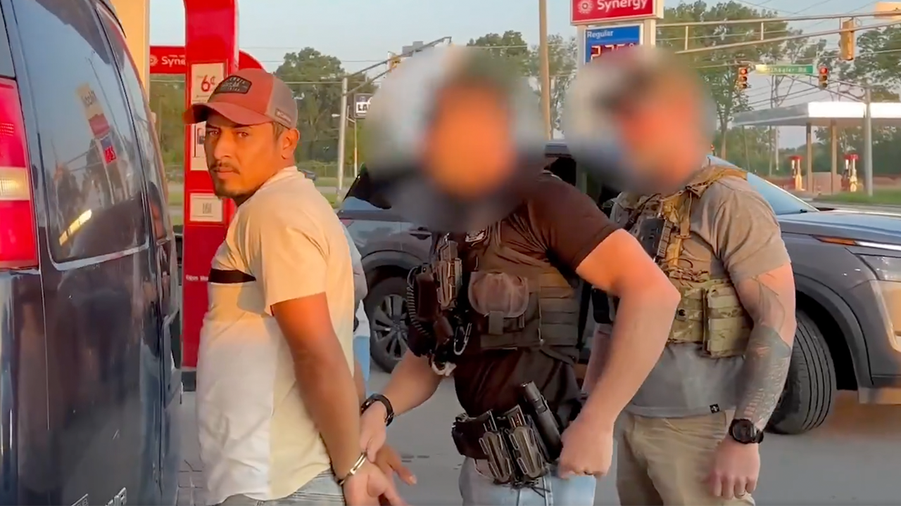 ICE agents capture suspected violent MS-13 gang member, another illegal  alien after police let them slip away