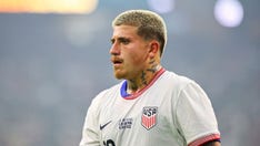 Mexico defeats United States, 2-1, to win their 10th CONCAF Gold Cup title