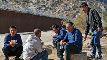 ICE deports 122 Chinese nationals as expert sounds alarm on CCP border 'tactics' - Fox News