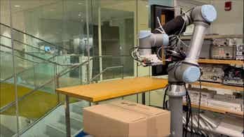 New technology helps robots see inside sealed boxes