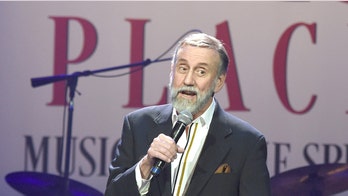 Country singer Ray Stevens suffers mild heart attack, cancels shows