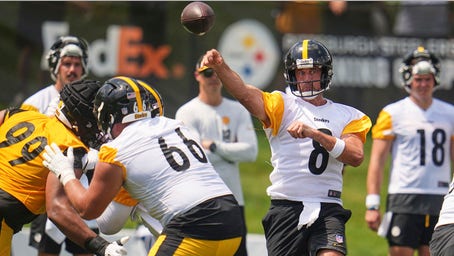 Aaron Rodgers shrugs off opening Steelers training camp with a pick: 'I'm gonna throw some touchdowns, too'