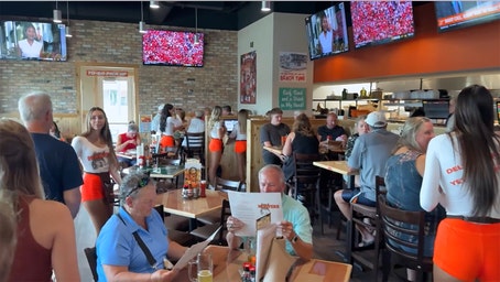 Seniors flock to surprising new Hooters restaurant in Florida retirement paradise: 'I'd come back'