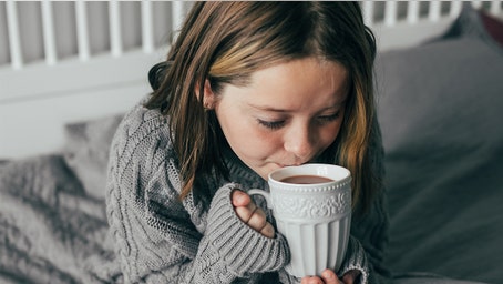 Coffee choice stirs controversy when allergic child nearly takes a sip: 'Who was supervising her?'