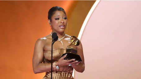 Grammy-winning artist says she was encouraged to have an abortion after unexpected pregnancy