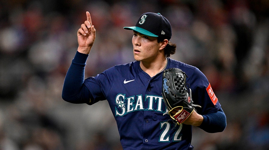 Mariners' Cal Raleigh hits 34th home run of the season vs. Pirates