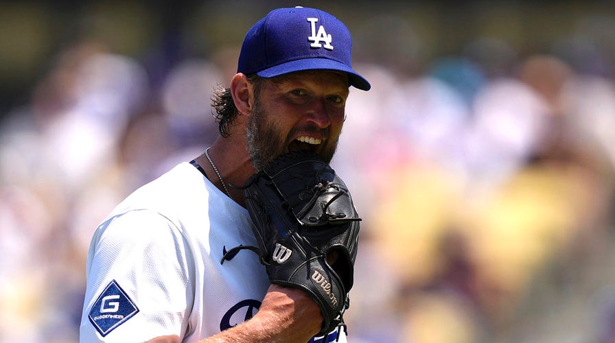 Dodgers' Clayton Kershaw slams glove, hat in frustration | Fox News