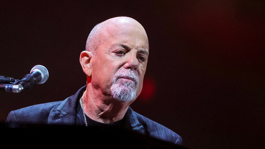 Billy Joel admits affair made him feel 'like a homewrecker,’ says he deserved being 'punched in the nose'