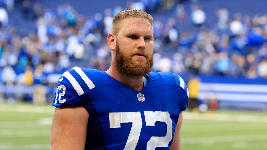 Colts' Braden Smith says OCD battle nearly derailed NFL career, but faith journey helped reclaim football joy