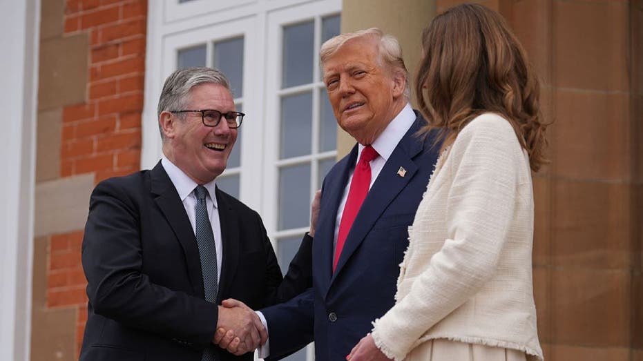 Trump meets with UK Prime Minister Starmer on heels of EU trade deal