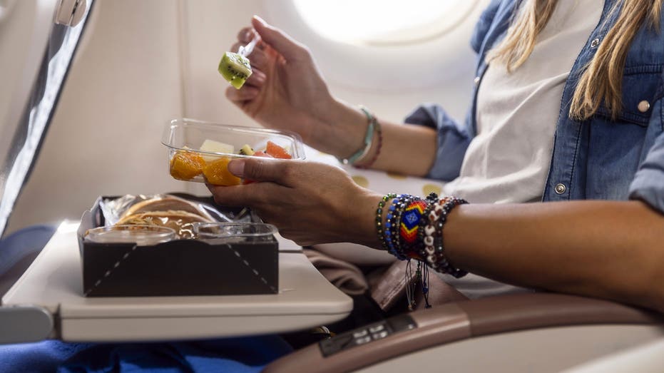 Airline passenger sparks heated debate about bringing ‘fragrant food’ on planes
