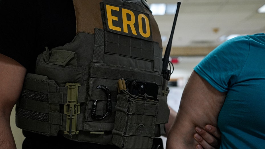 Judge allows ICE to continue courthouse arrests in New York City following legal challenge
