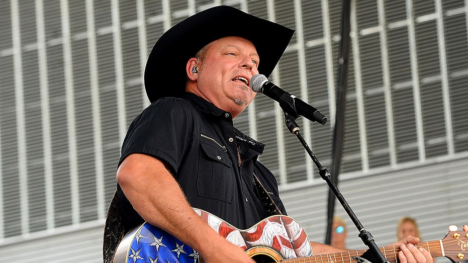 John Michael Montgomery to end decades-long country music career with Kentucky concert