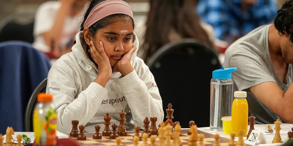 10-year-old chess prodigy defeats grandmaster in 'near-perfect game"