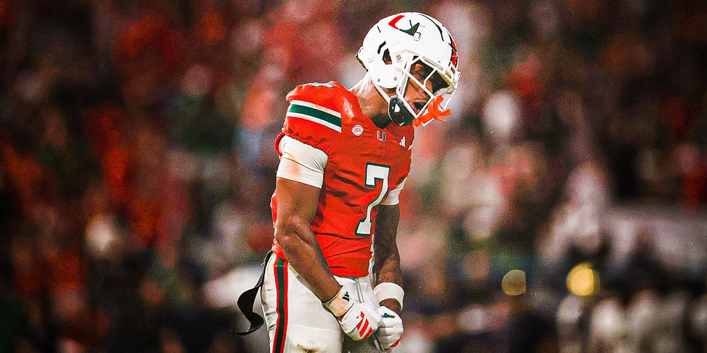 CJ Daniels' one-handed TD catch lifts No. 10 Miami past No. 6 Notre Dame, 27-24