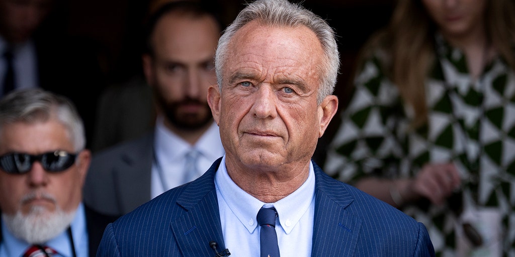 https://a57.foxnews.com/static.foxnews.com/foxnews.com/content/uploads/2025/08/1024/512/robert-f-kennedy-jr.jpg?ve=1&tl=1