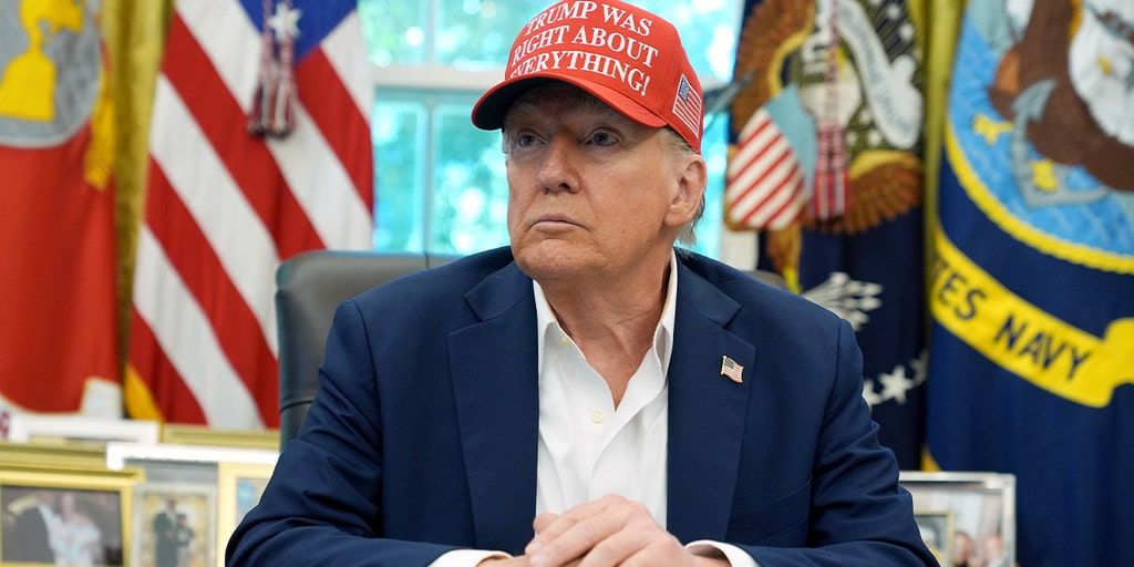 https://a57.foxnews.com/static.foxnews.com/foxnews.com/content/uploads/2025/08/1024/512/trump-oval-office-chicago-crackdown-82225.jpg?ve=1&tl=1