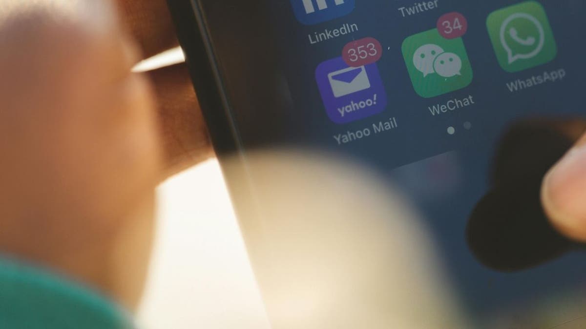 Yahoo Mail app on a smartphone home screen (Kurt "CyberGuy" Knutsson) 