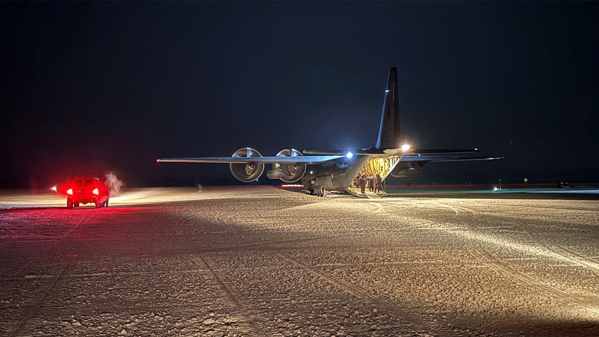 The New Zealand Air Force implemented the task of evacuating Antarctica