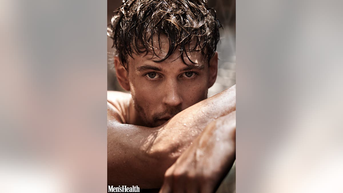 奧斯汀·巴特勒（Austin Butler）加入了男性健康的報導