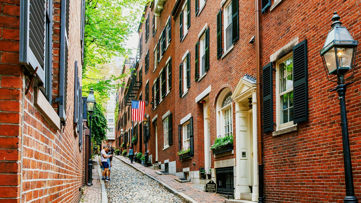 Beacon Hill street