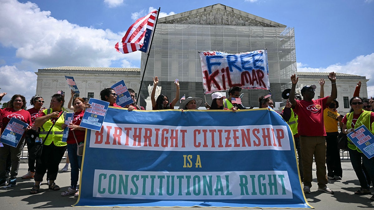 People protest Trump's birthright citizenship order
