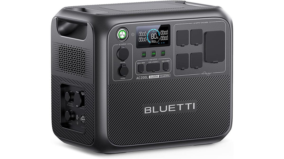 This generator has a battery that lasts 10 years.