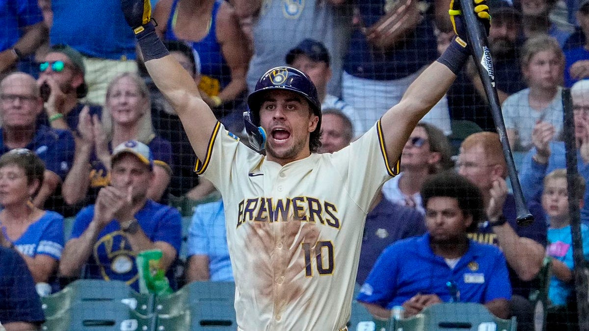 Sal Frelick reacts to play for Brewers