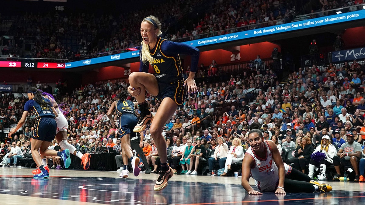 Sophie Cunningham injured