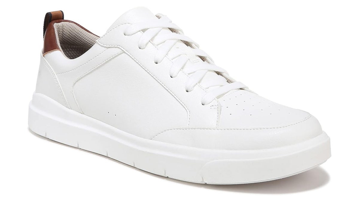 The Catch Thrills sneaker is made with a canvas upper. 