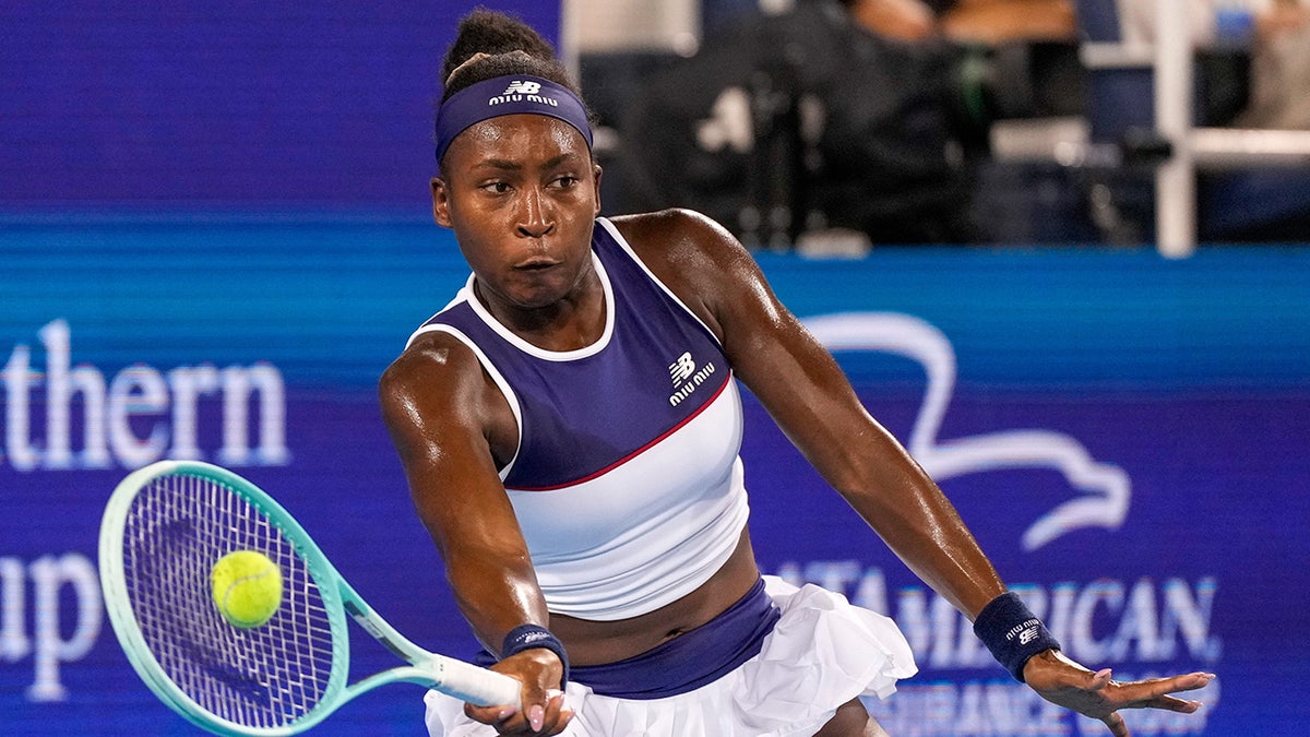 Coco Gauff forehand during Cincinnati Open
