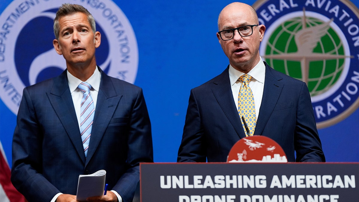 Transport Secretary Sean Duffy, on the left, considers the administrator of the Federal Aviation Administration Bryan Bedford, on the right, is expressed at a press conference on new drones regulations on Tuesday, August 5, 2025, at the Washington Ministry of Transport.